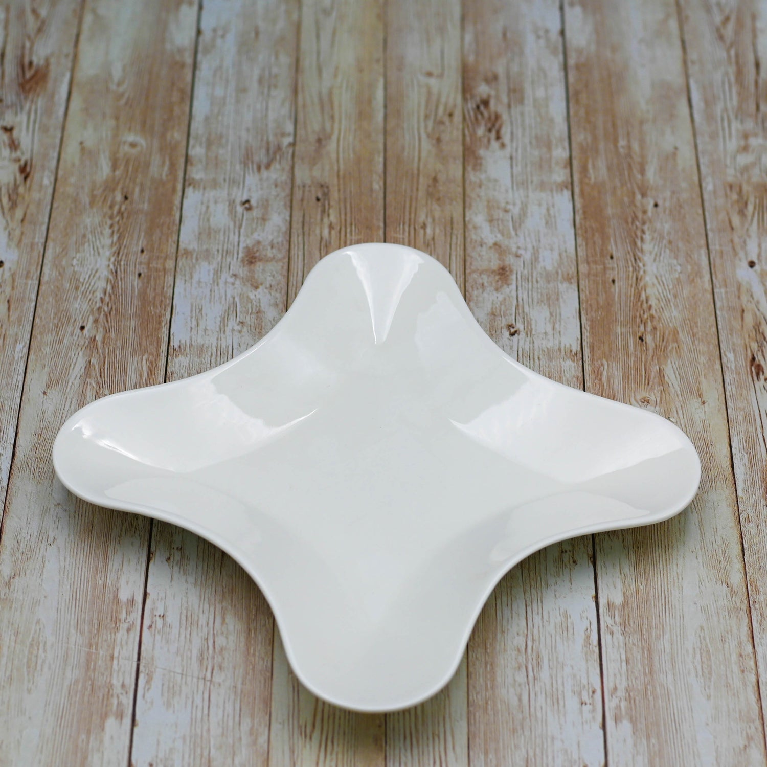 Set Of 6 White Star Shaped Dish 8" inch X 8" inch |