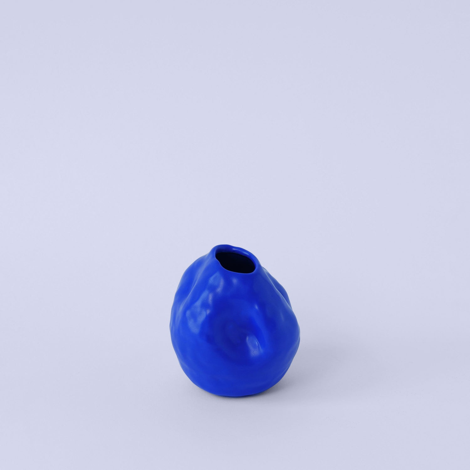 Vivee Home Kara Blue Porcelain Vase