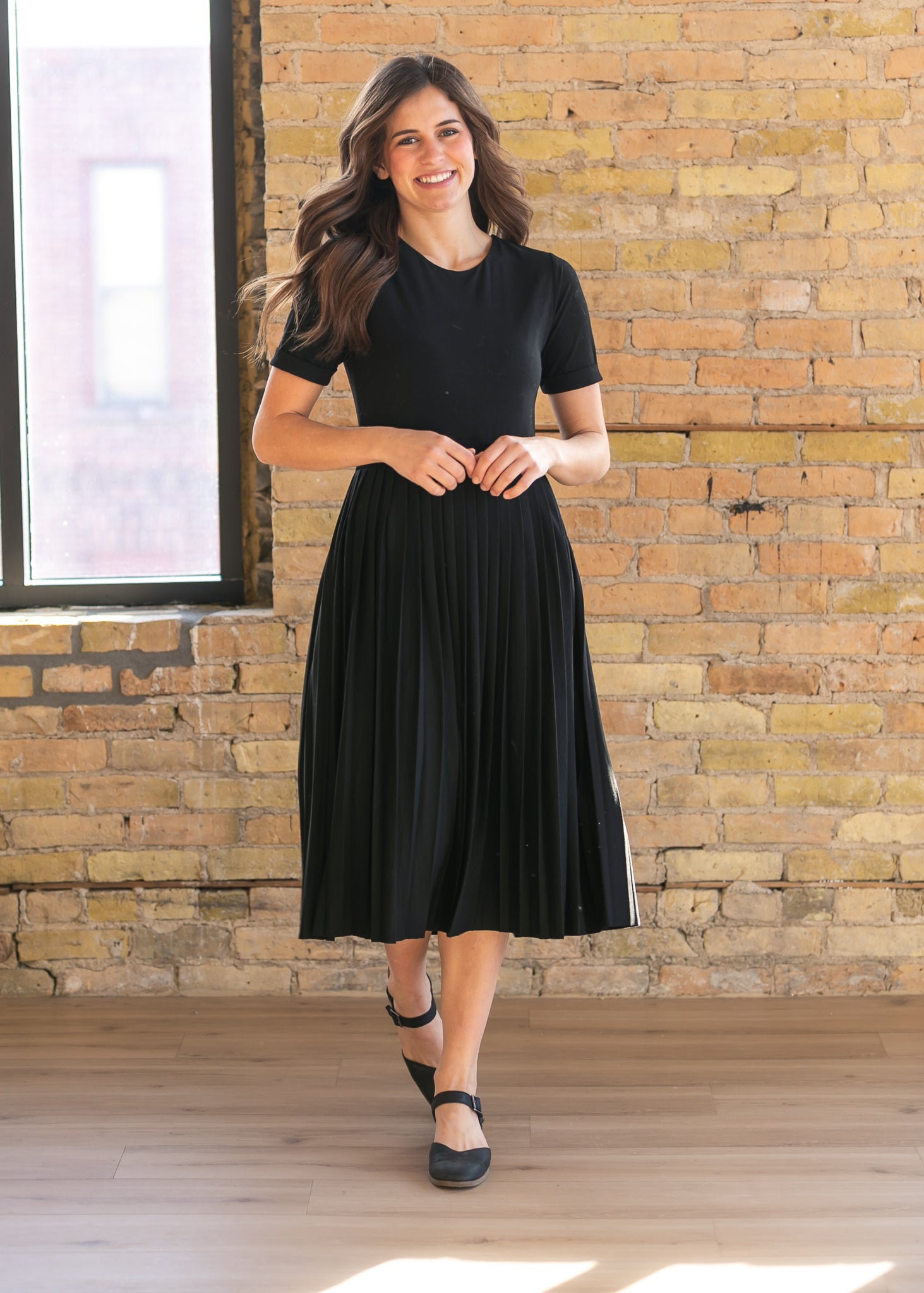 Inherit Co. Emersyn Black Pleated Midi Dress