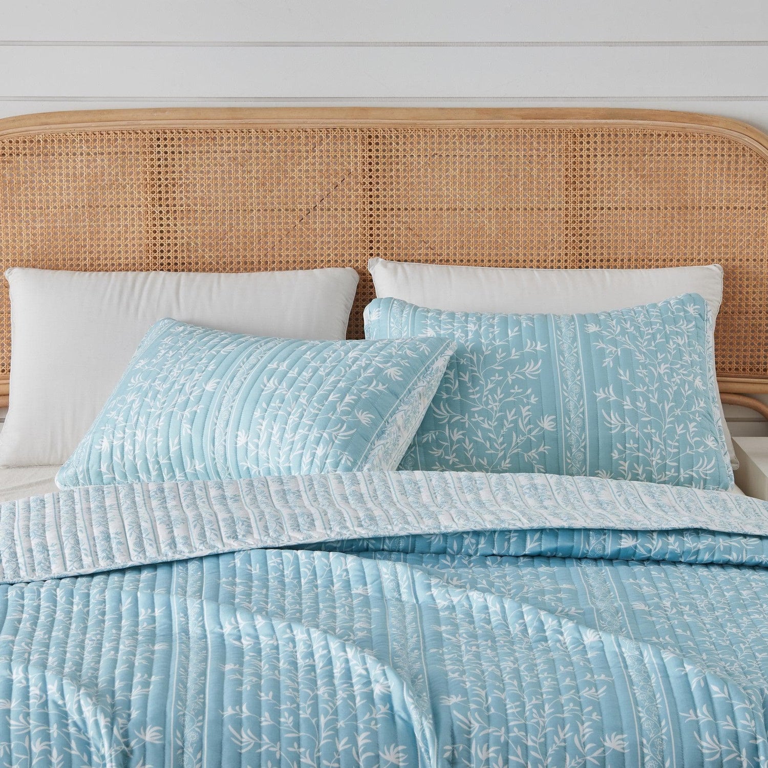 Blue Floral Quilt Set - Senna Collection